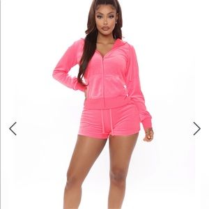 Fashion Nova “The Og Trendsetter” Velour Short Set